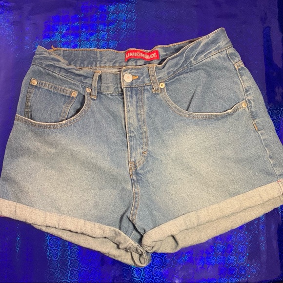 Unionbay Back Tab Medium Wash Denim Short - Picture 3 of 5